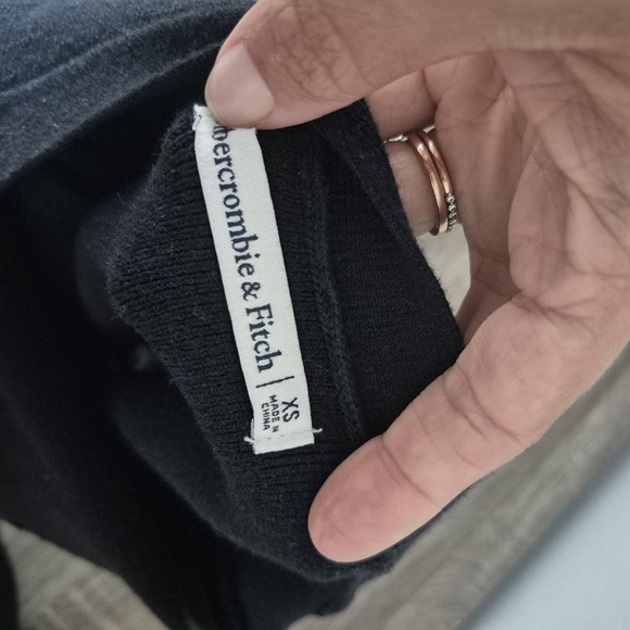 Abercrombie & Fitch Black Knit Cross Halter Top Bodysuit - Picture 5 of 6